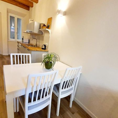 Residenza La Ruga Matilde & Eleonora Apartments Lake แวร์บาเนีย ภายนอก รูปภาพ