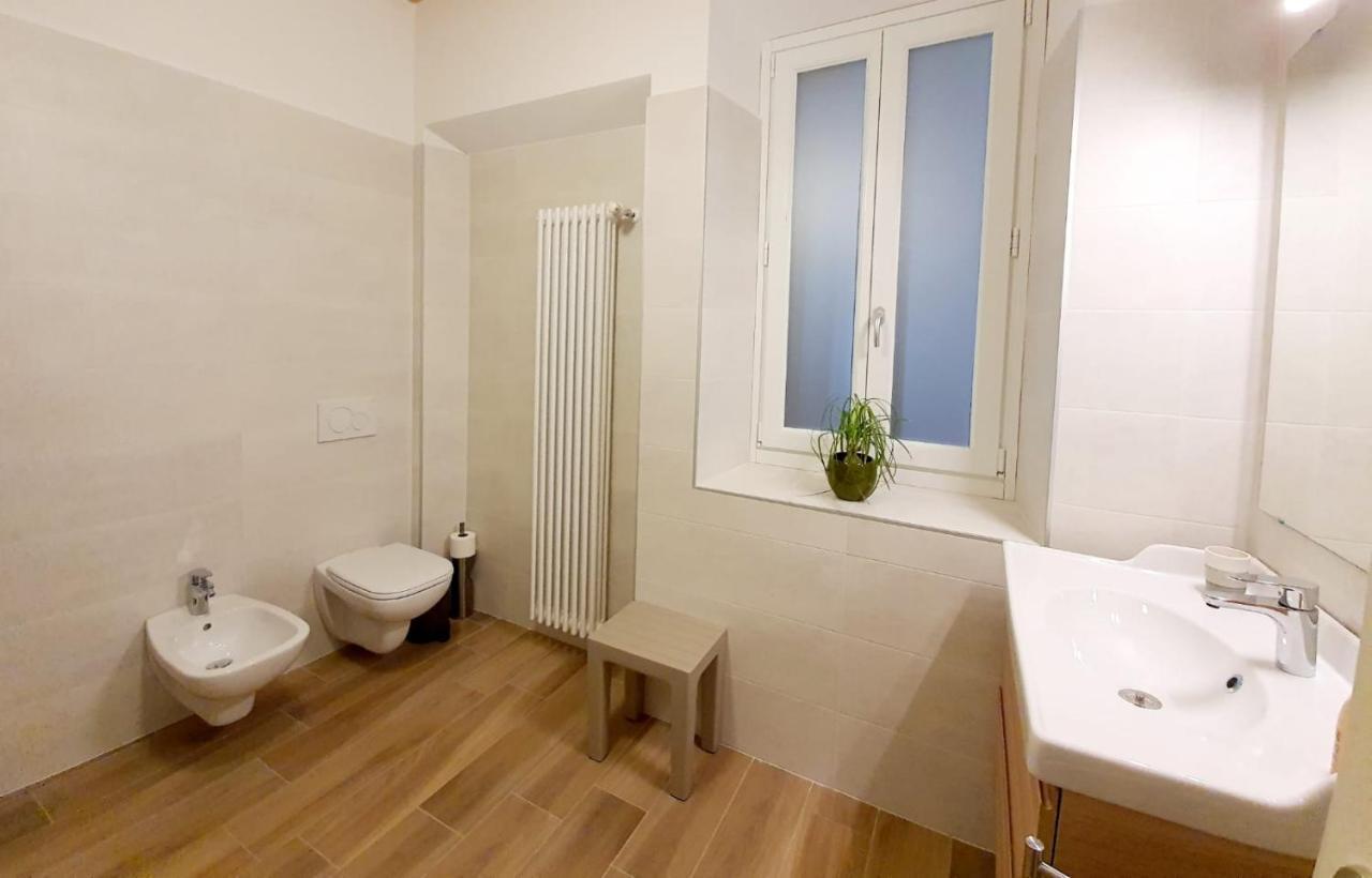 Residenza La Ruga Matilde & Eleonora Apartments Lake แวร์บาเนีย ภายนอก รูปภาพ