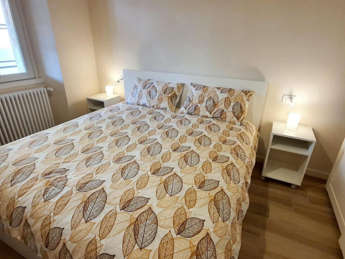 Residenza La Ruga Matilde & Eleonora Apartments Lake แวร์บาเนีย ภายนอก รูปภาพ