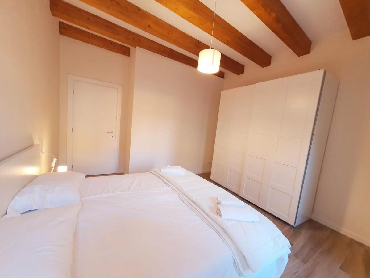 Residenza La Ruga Matilde & Eleonora Apartments Lake แวร์บาเนีย ภายนอก รูปภาพ