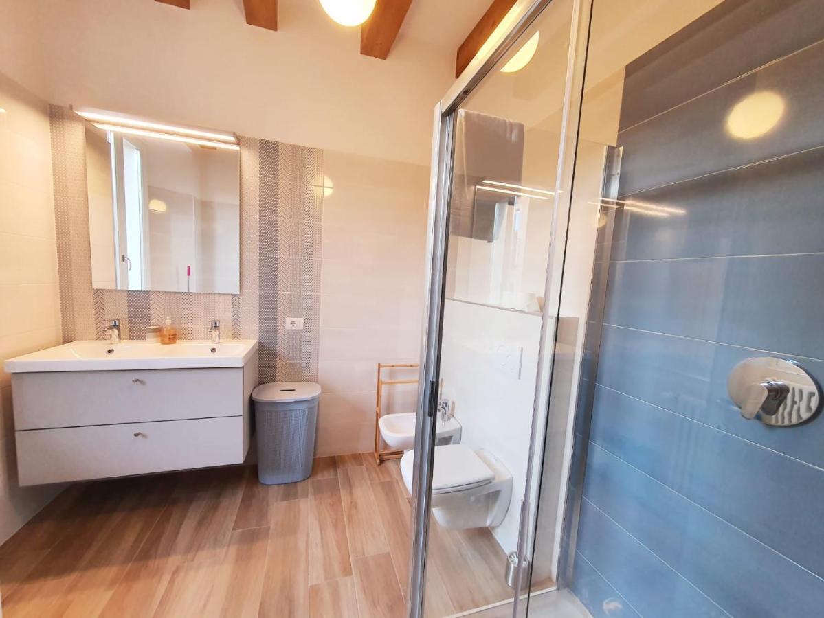 Residenza La Ruga Matilde & Eleonora Apartments Lake แวร์บาเนีย ภายนอก รูปภาพ