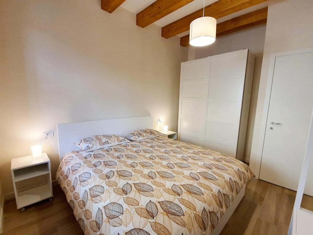 Residenza La Ruga Matilde & Eleonora Apartments Lake แวร์บาเนีย ภายนอก รูปภาพ